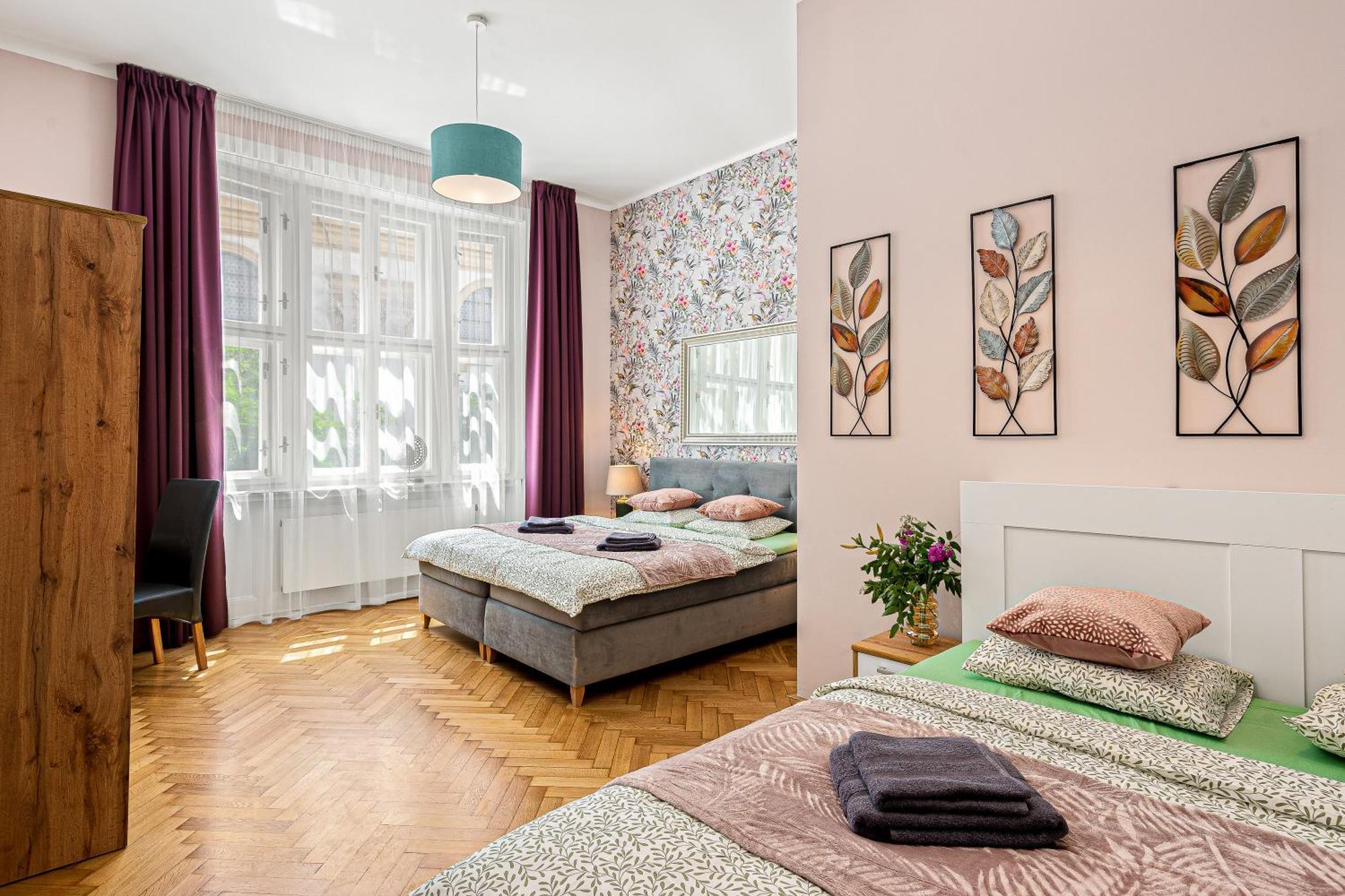 Oasis Apartments At Charles Square Praga Exterior foto